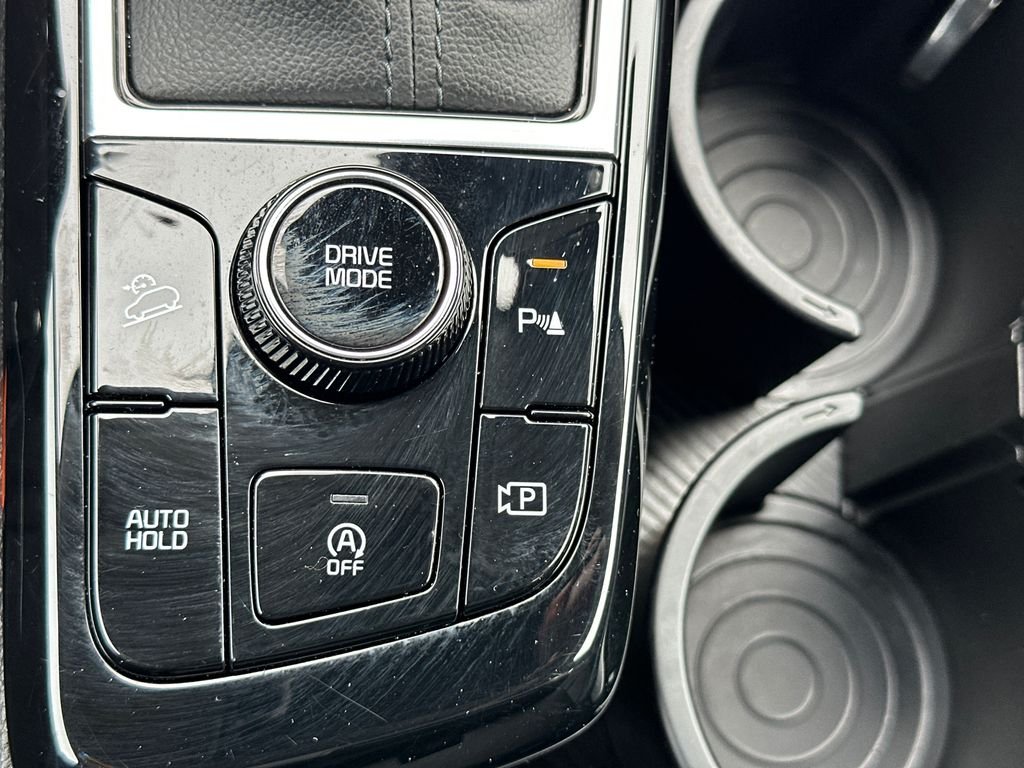Used 2023 Red Kia SX-Prestige image 31