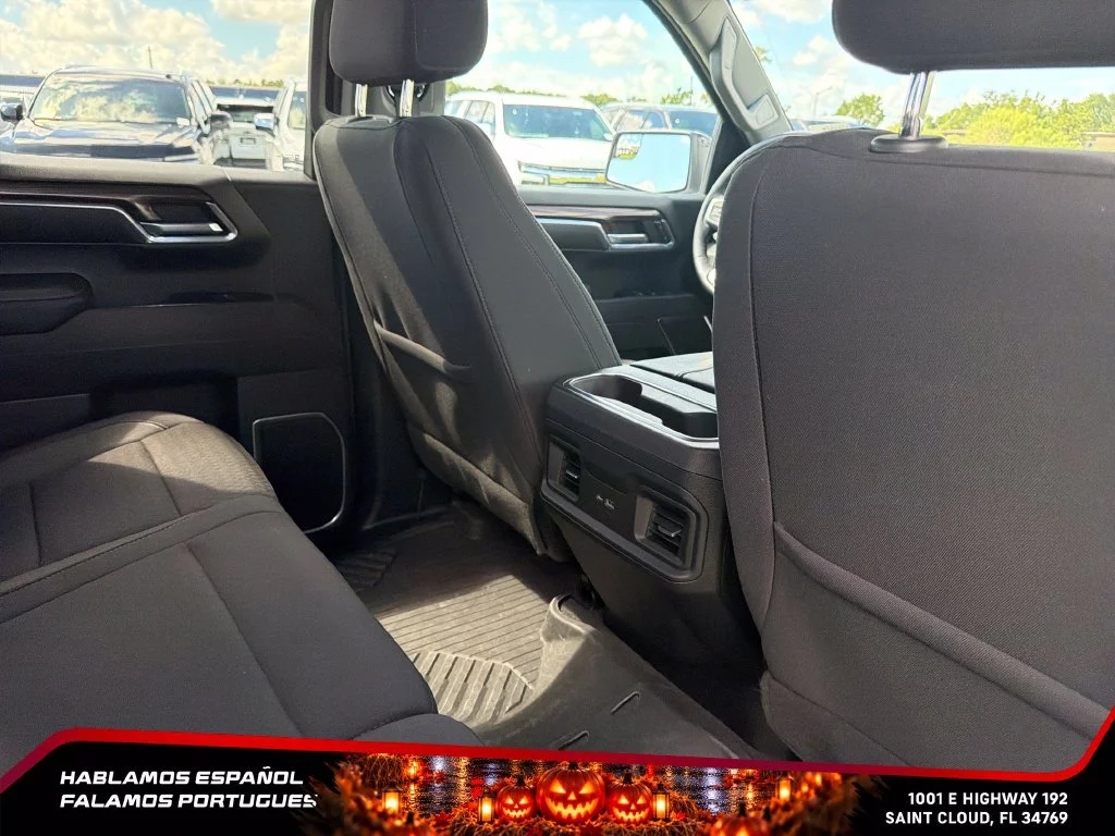 Used 2023 SUMMIT WHITE Chevrolet RST image 32