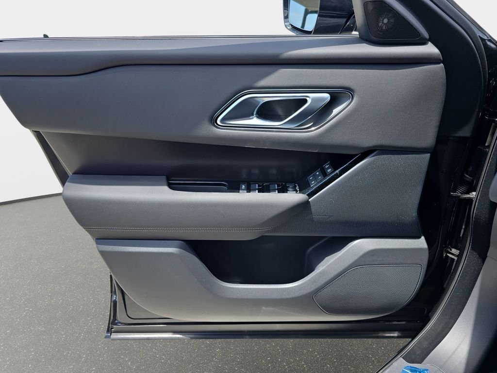 New 2026 Santorini Black LAND ROVER  image 27