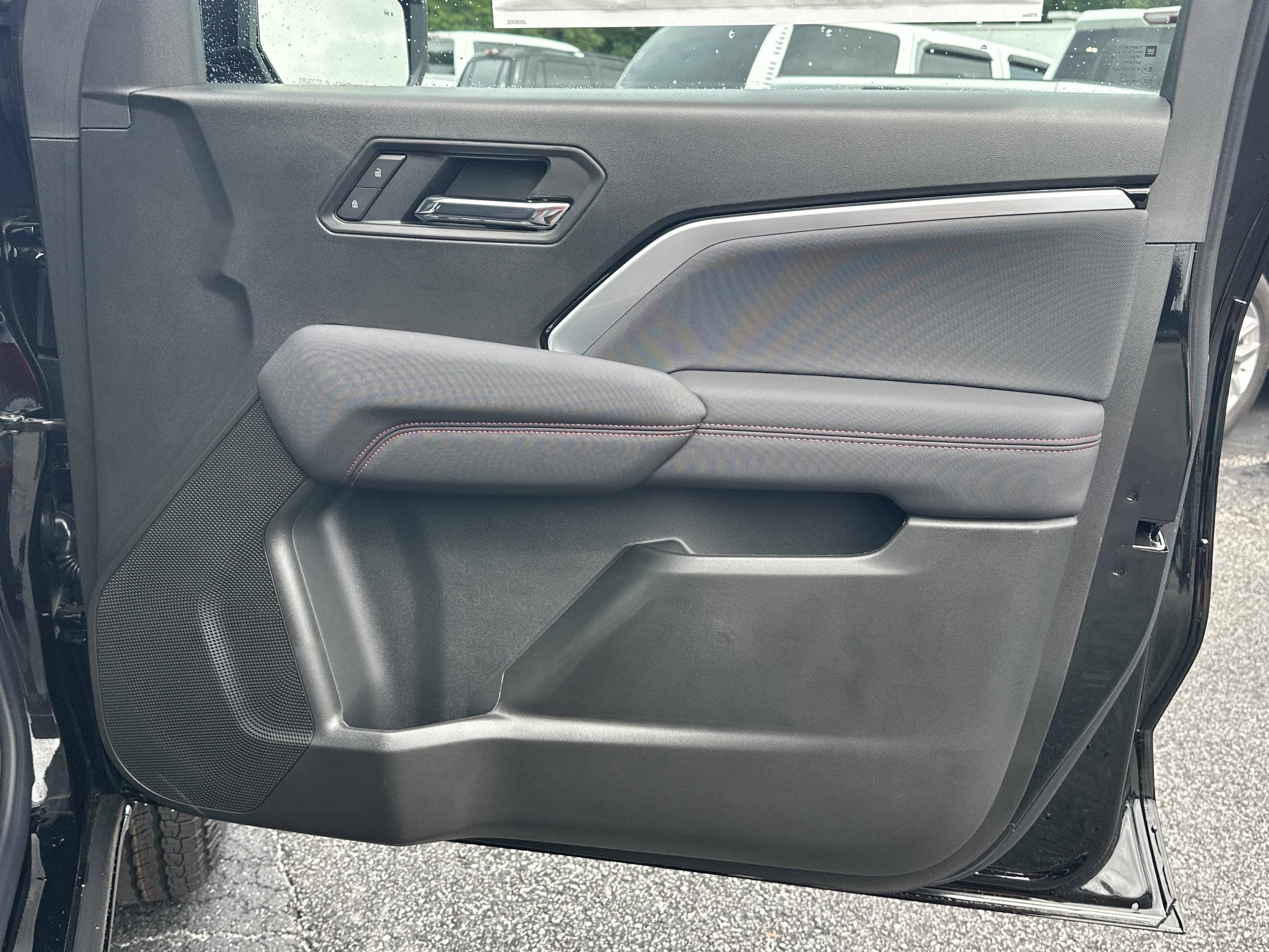 2026 Chevrolet Colorado Z71 - Photo 15