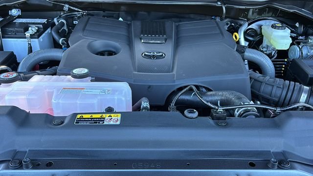 2025 Toyota Tundra SR5 - Photo 45