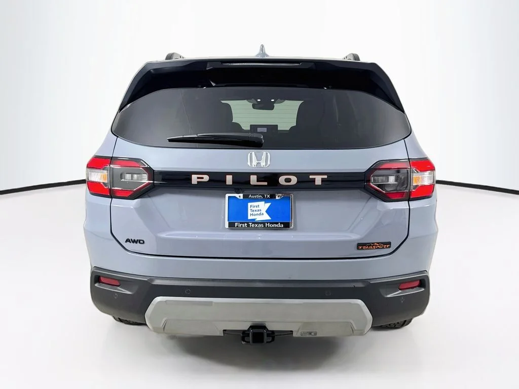 New 2026 Sonic Gray Pearl Honda TrailSport image 6
