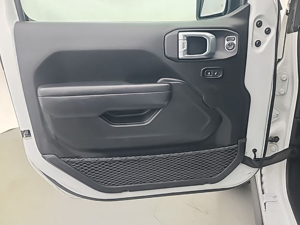 2025 Jeep Wrangler 4-Door Rubicon - Photo 24