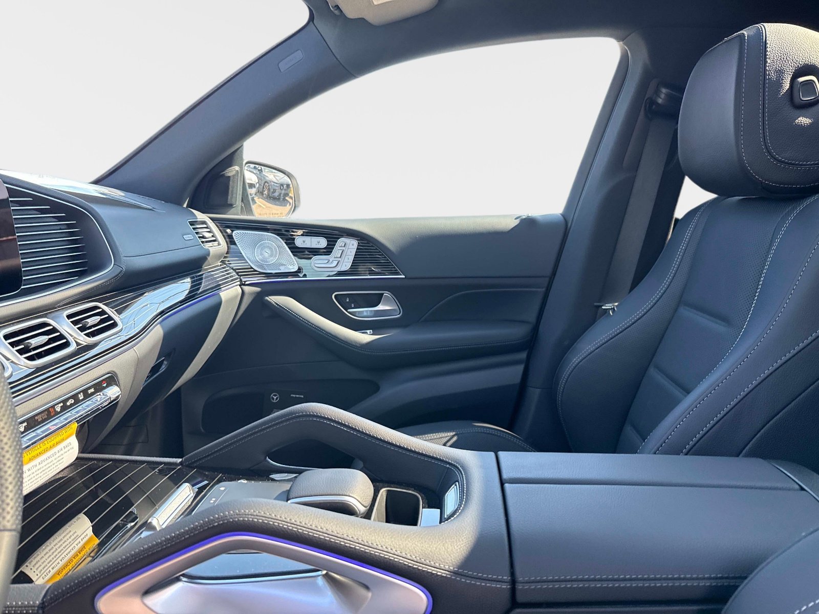 New 2026 Polar White Mercedes-Benz 450 4MATIC® Coupe image 25