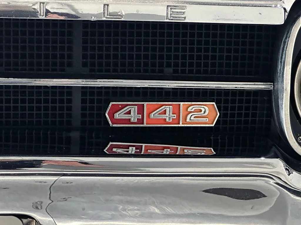 Used 1966 Silver Oldsmobile  image 27