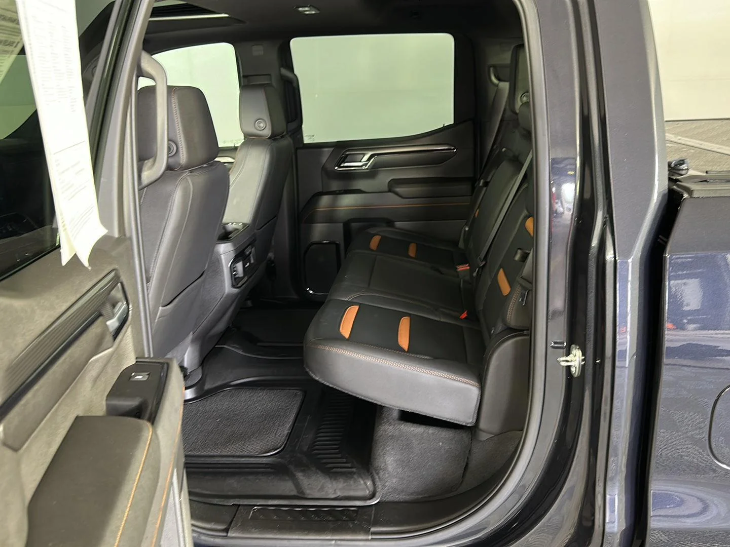 Used 2023 Titanium Rush Metallic GMC AT4 image 21