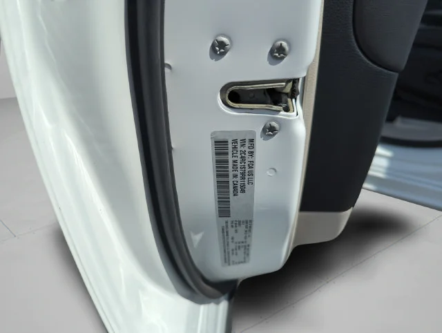 Used 2024 White Chrysler Select image 50