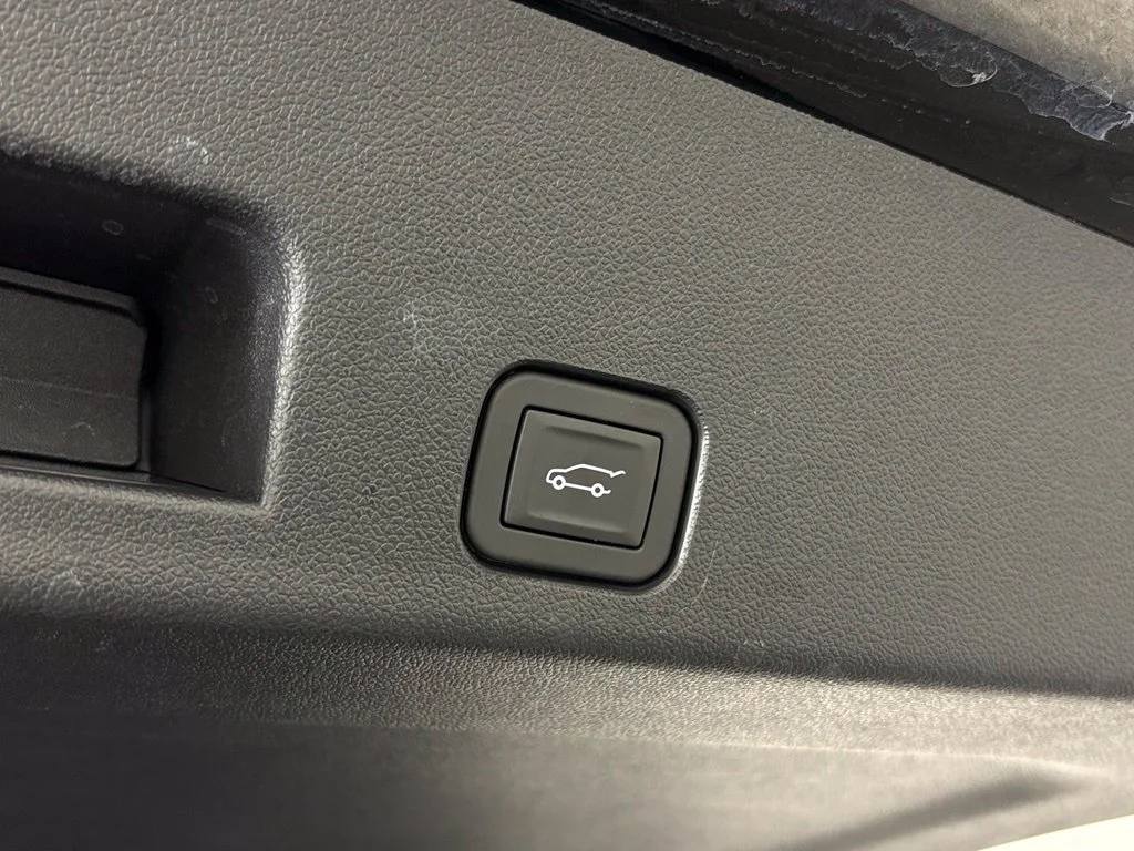 Used 2026 Black Chevrolet LT image 38