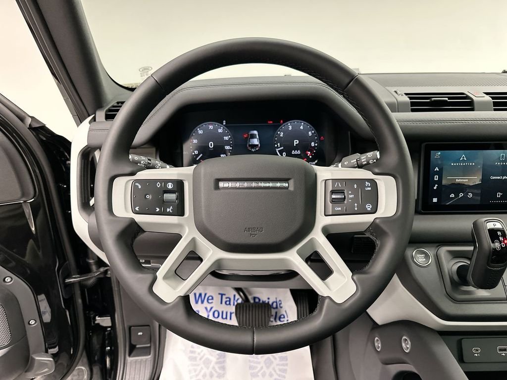 Used 2024 Santorini Black Metallic Land Rover S image 12