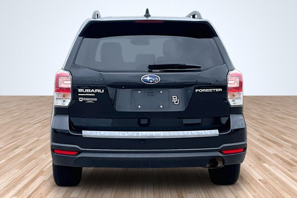 Used 2018 Black Subaru 2.5i Premium image 4