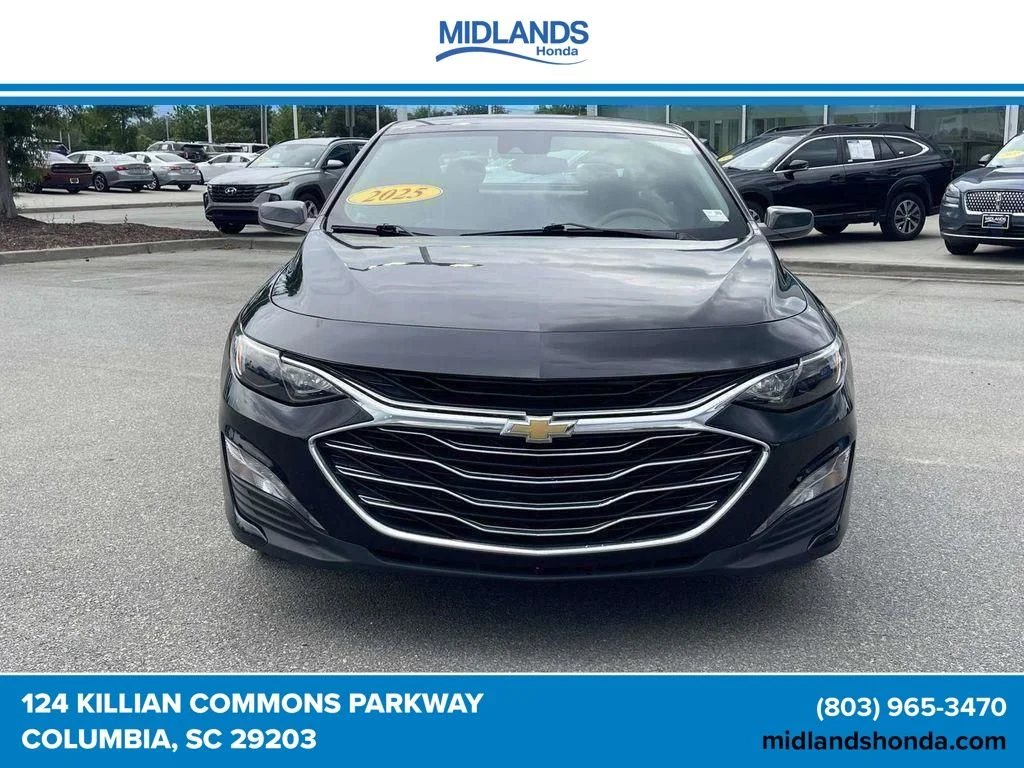 Used 2025 Black Metallic Chevrolet LT image 2