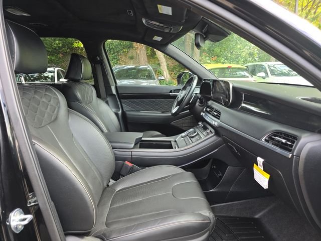 Used 2020 Black Hyundai Limited image 11