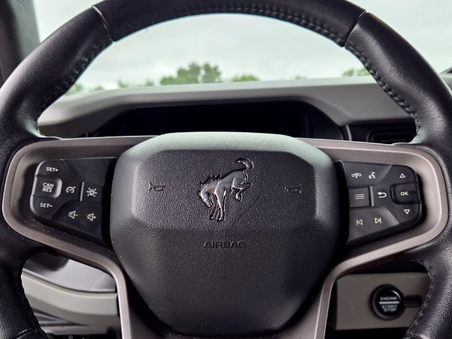 Used 2023 Gray Ford Badlands image 27