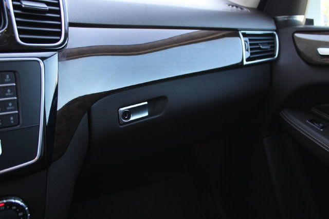 Used 2016 White Mercedes-Benz GLE 350 image 21