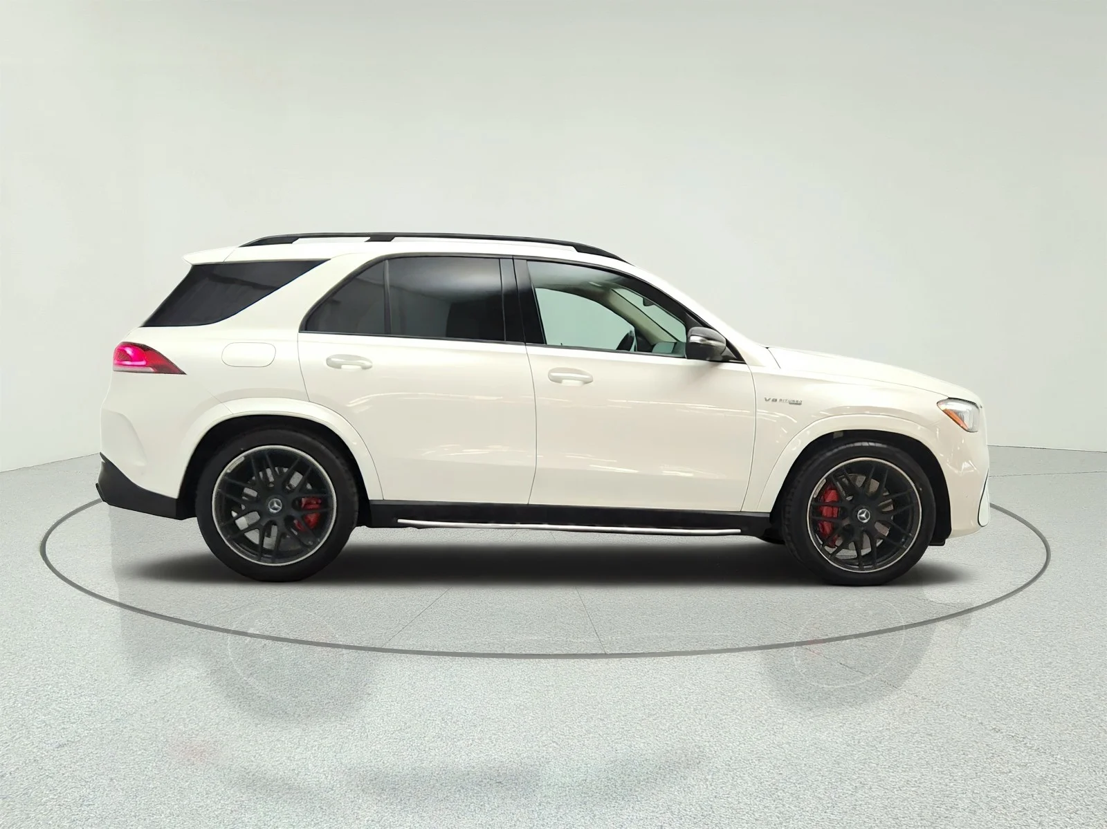 Certified Used 2022 MANUFAKTUR Diamond White Bright Mercedes-Benz AMG® GLE 63 S 4MATIC SUV image 4