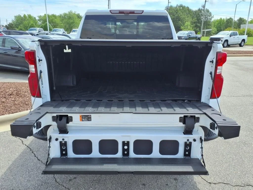 2023 Chevrolet Silverado 1500 ZR2 - Photo 7