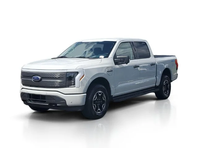 Used 2023 Avalanche Ford Pro image 3