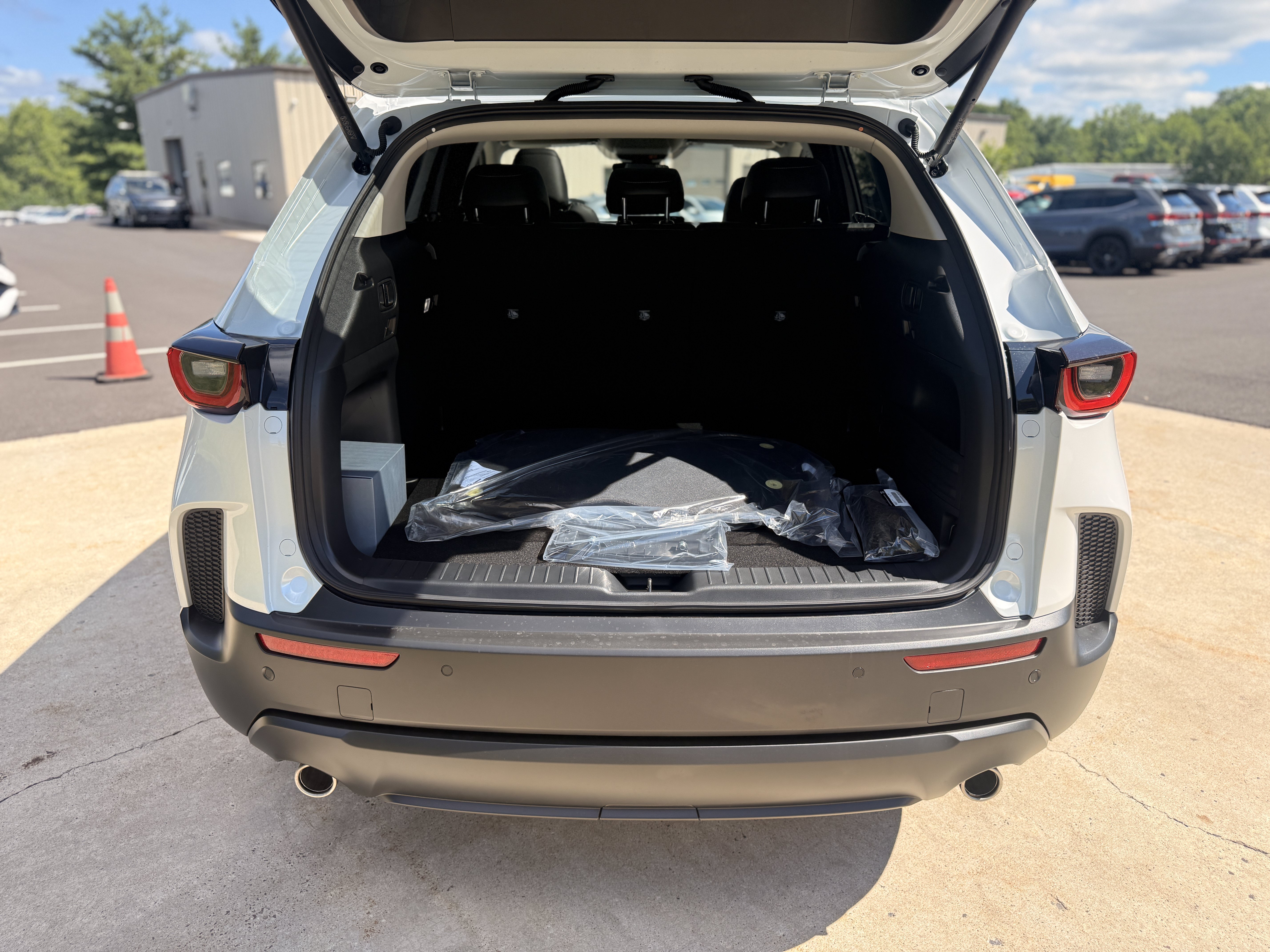 New 2026 Wind Chill Pearl Mazda 2.5 S Preferred AWD image 12