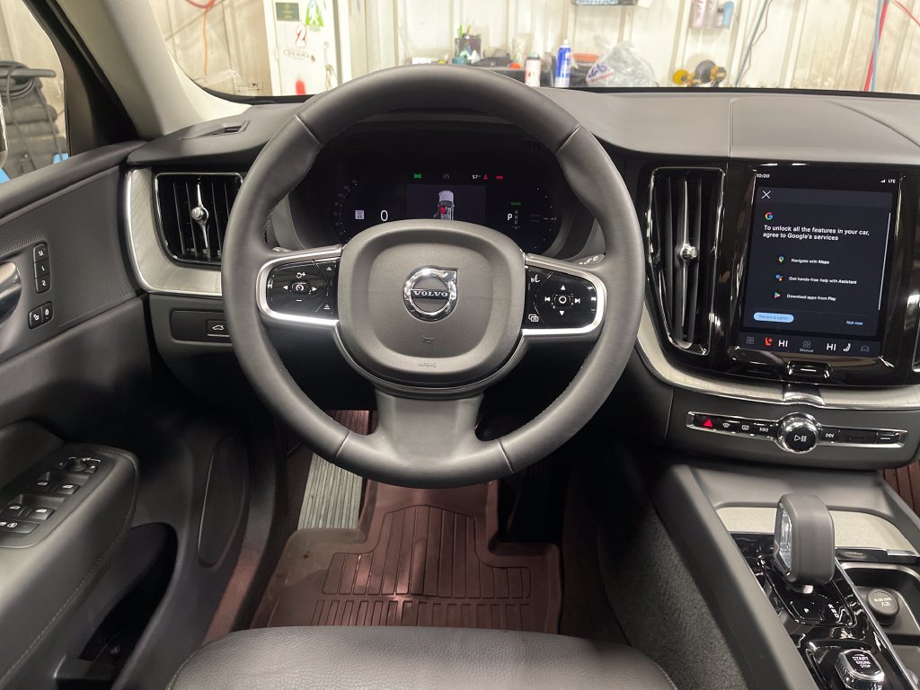 Used 2025 Crystal White Volvo T8 Plus image 17