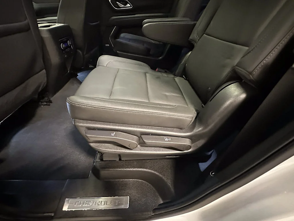 Used 2023 SUMMIT WHITE Chevrolet LT image 22
