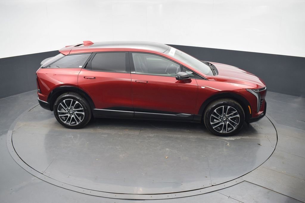 2025 CADILLAC OPTIQ - Image 50