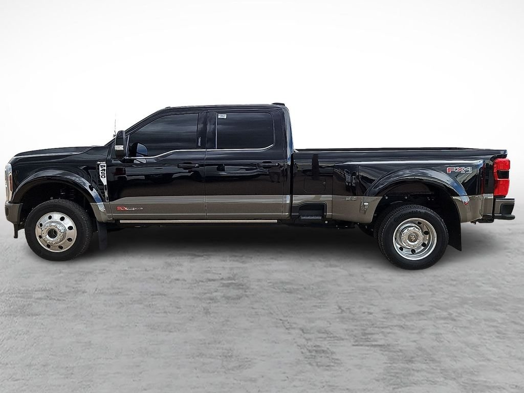 Used 2026 Agate Black Metallic Ford King Ranch image 6