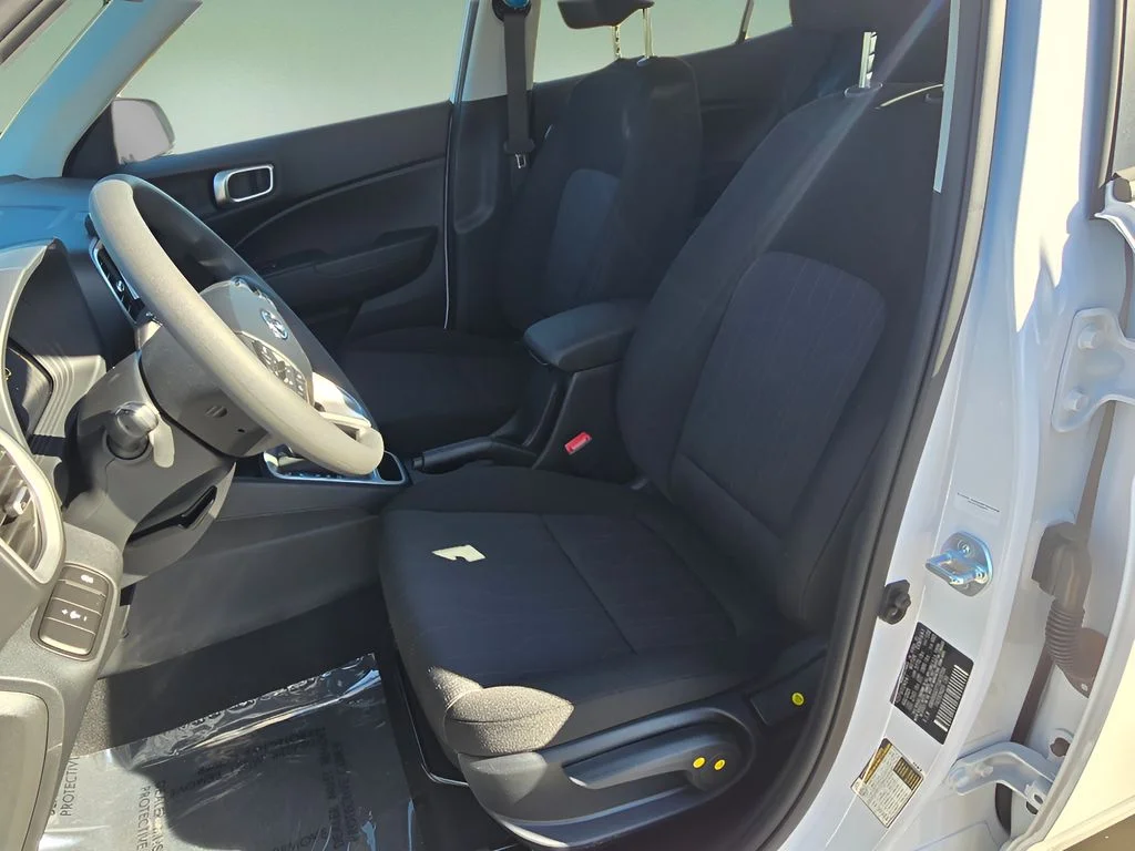 Used 2026 Lunar White Hyundai SE image 13