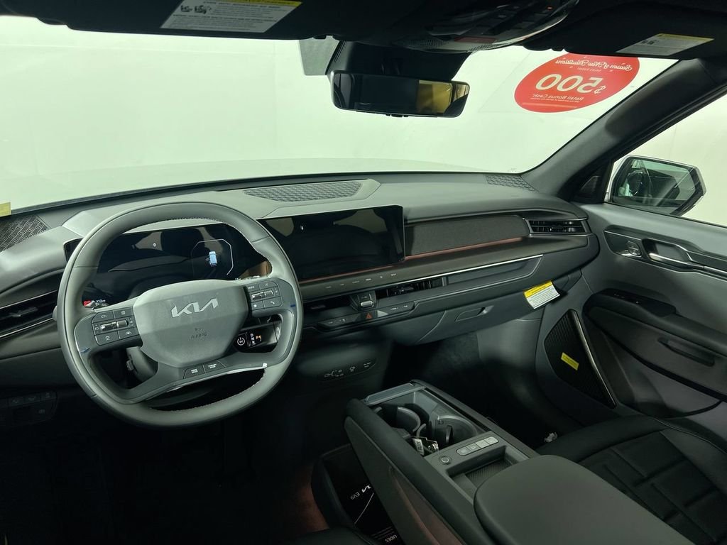 New 2026 Wolf Gray Kia Land AWD image 30