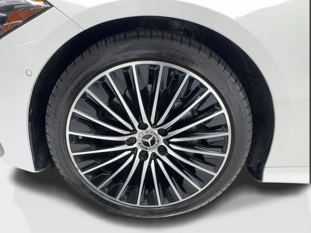 Used 2025 White Mercedes-Benz CLE 300 image 12