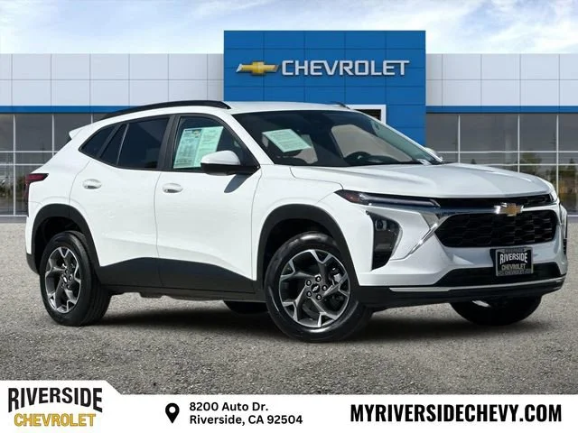 2025 Chevrolet Trax LT's photo