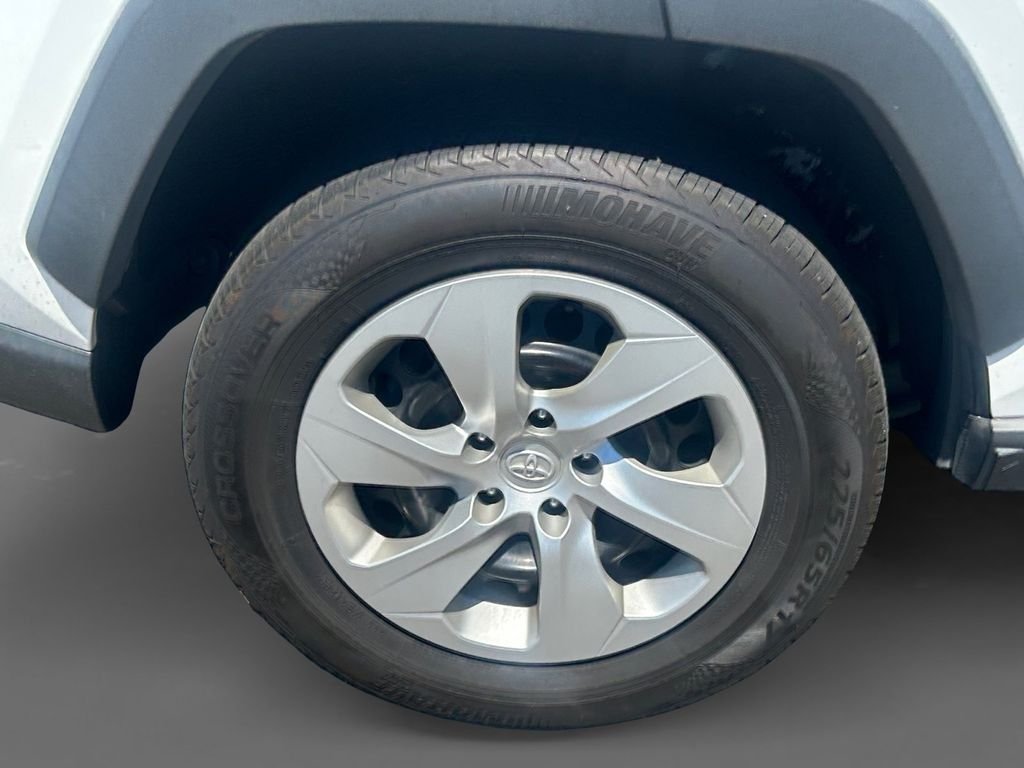 Used 2019 White Toyota LE image 8
