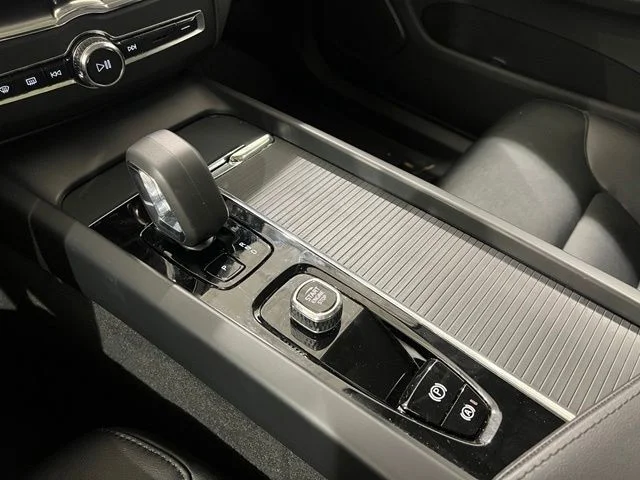 Certified Used 2024 Vapour Grey Volvo Core image 19