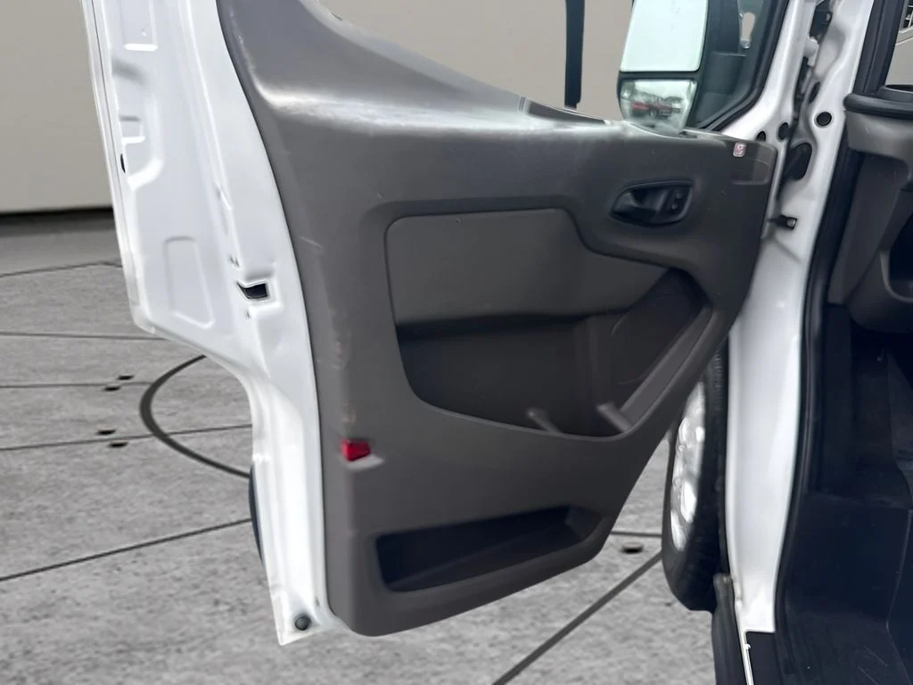 Used 2020 White Ford XLT image 11