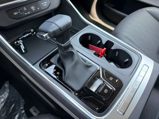 2027 Kia Carnival EX - Photo 15