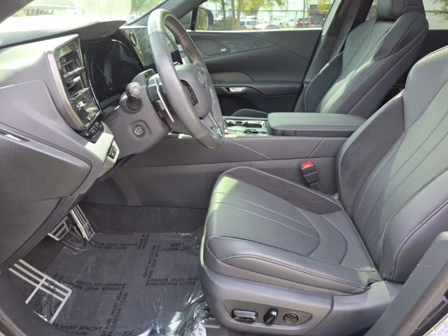 Certified Used 2024 Black Lexus 500h F SPORT Performance image 23