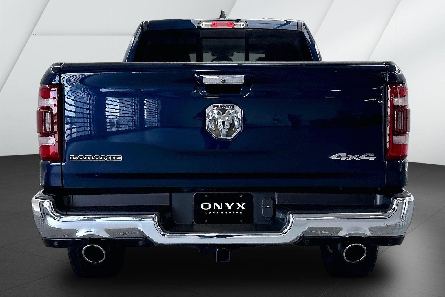 Used 2020 Patriot Blue Pearlcoat Ram Laramie image 7