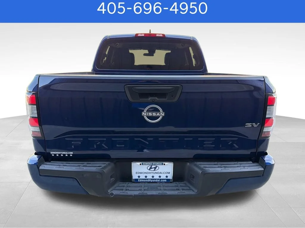 Pre-Owned 2022 Nissan Frontier SV