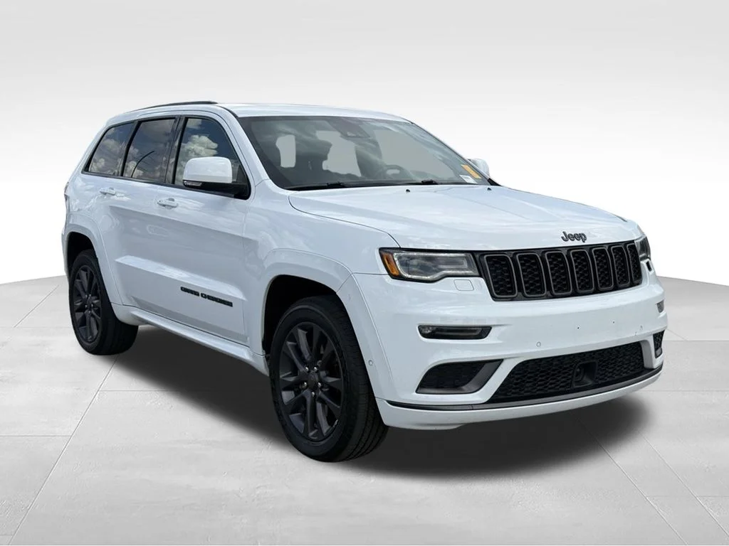 Used 2018 White Jeep Overland image 26