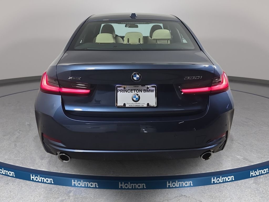New 2026 Arctic Race Blue metallic BMW 330i xDrive image 6
