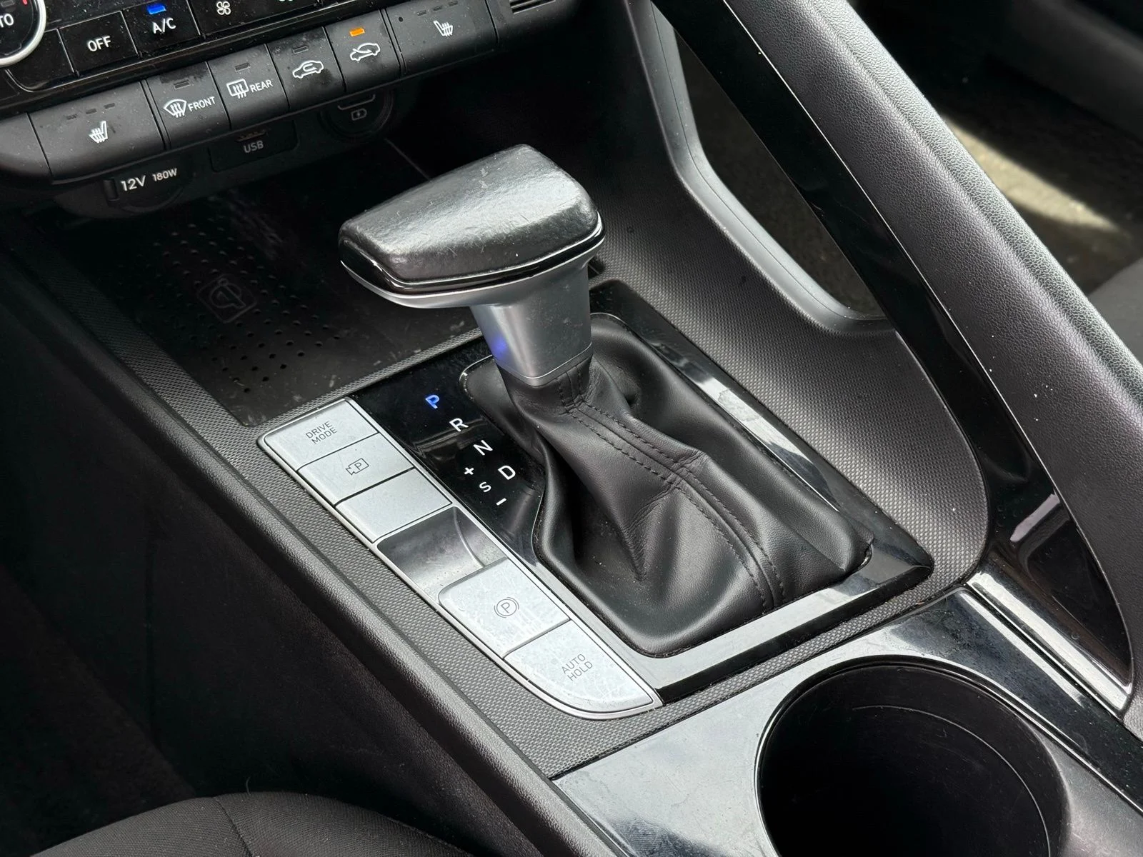 2022 Hyundai Elantra SEL - Photo 19