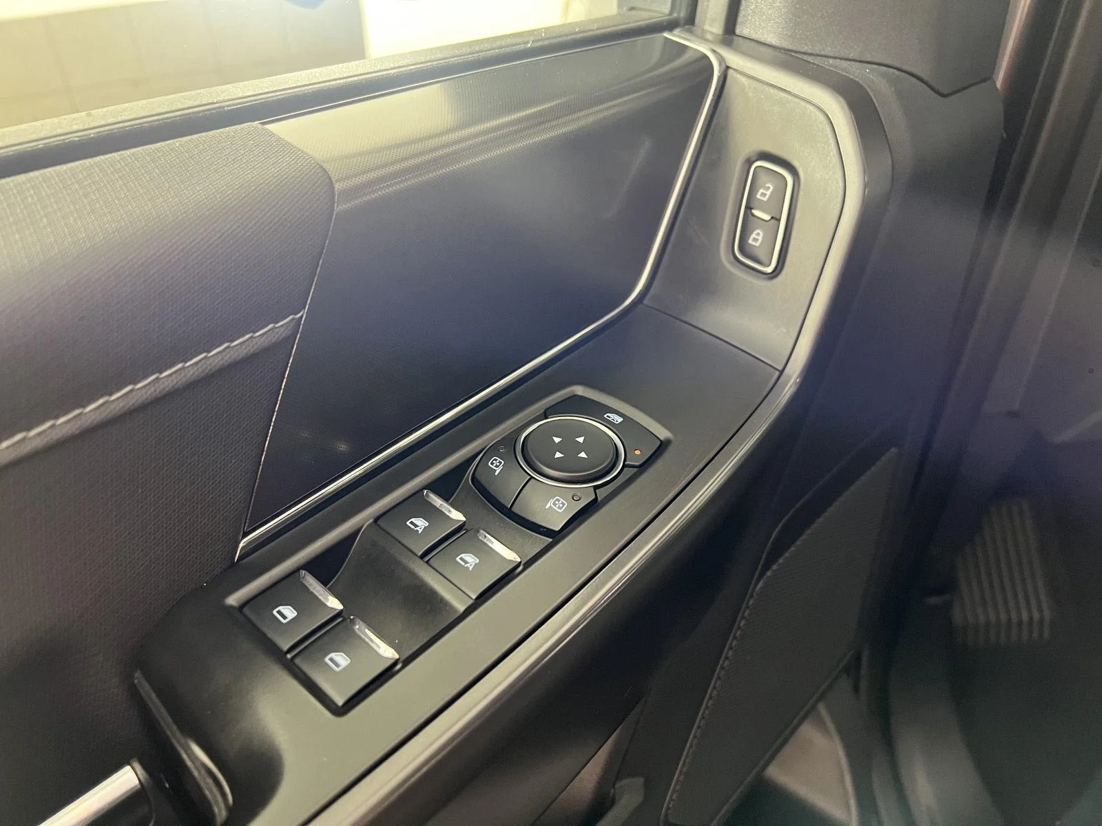 Used 2024 Carbonized Gray Ford XLT image 37