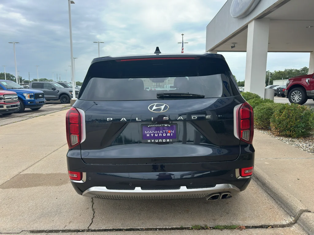 Used 2022 Moonlight Cloud Hyundai Calligraphy image 13