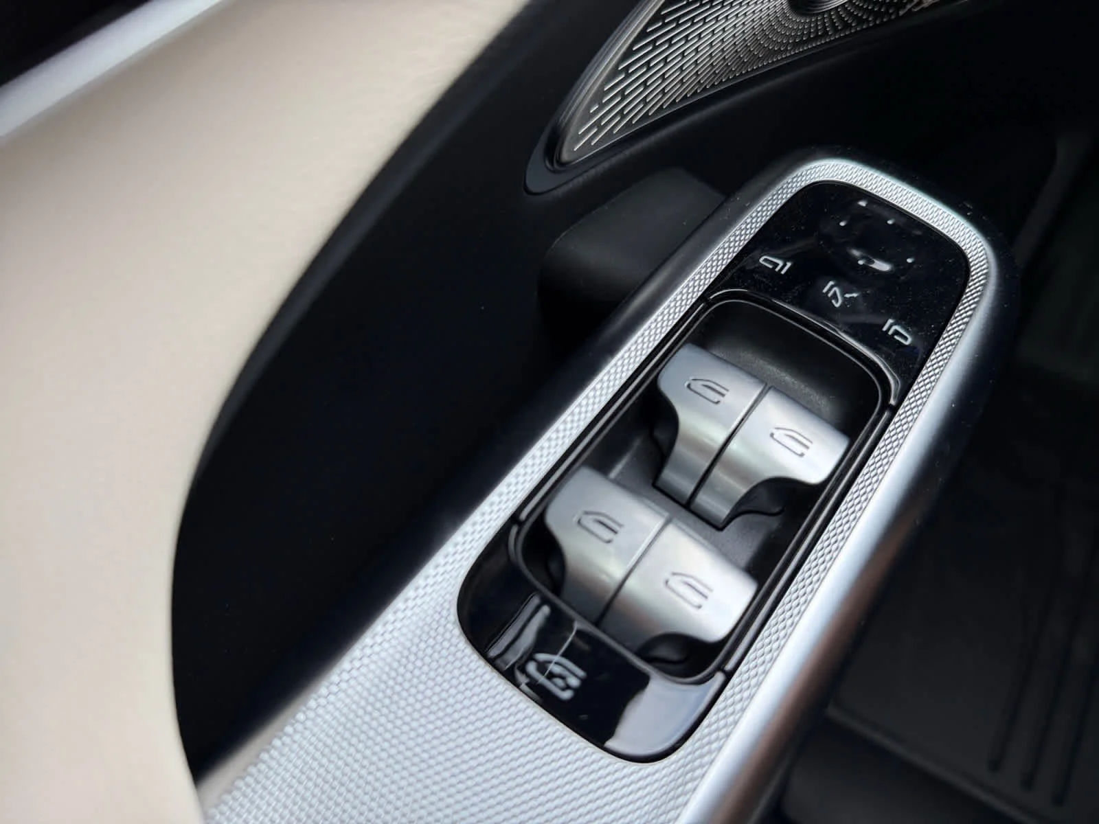 New 2026 Polar White Mercedes-Benz E 350 image 26