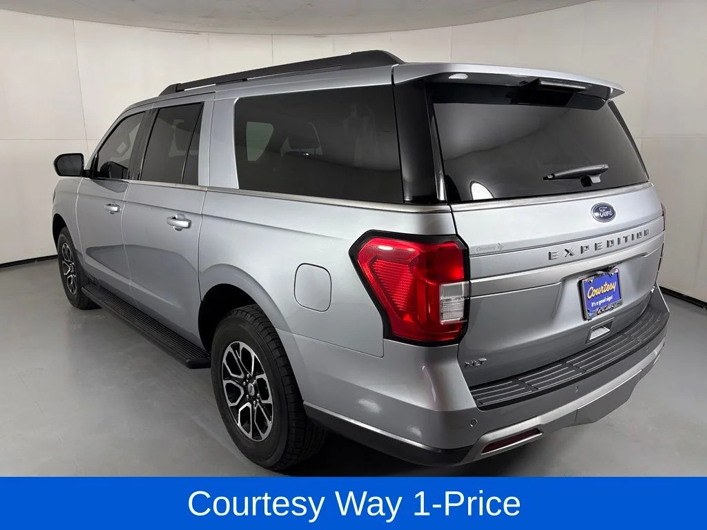 Used 2024 Silver Ford XLT image 8