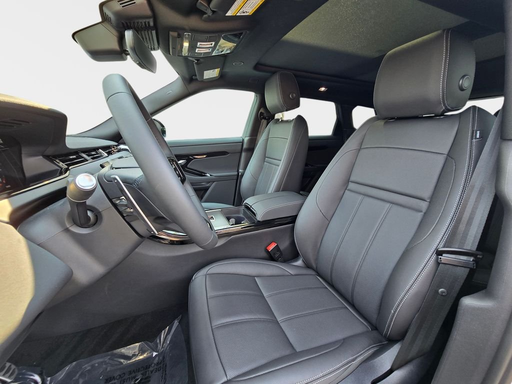 New 2026 Ostuni Pearl White LAND ROVER Hoxton Edition image 15