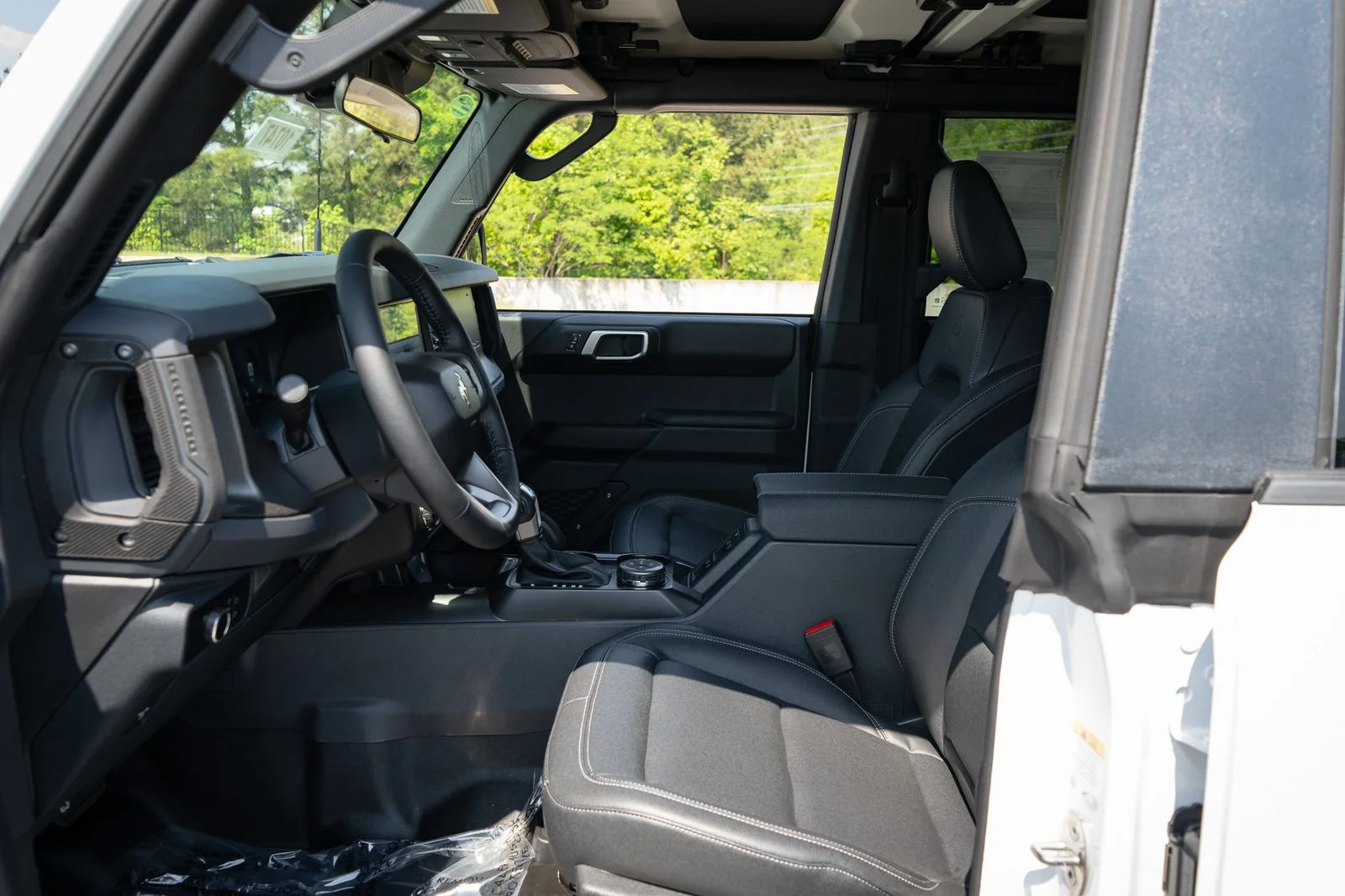 New 2026 Oxford White Ford Badlands® image 23