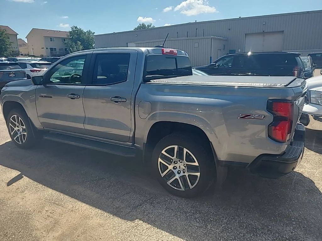 Used 2023 Gray Chevrolet Z71 image 4