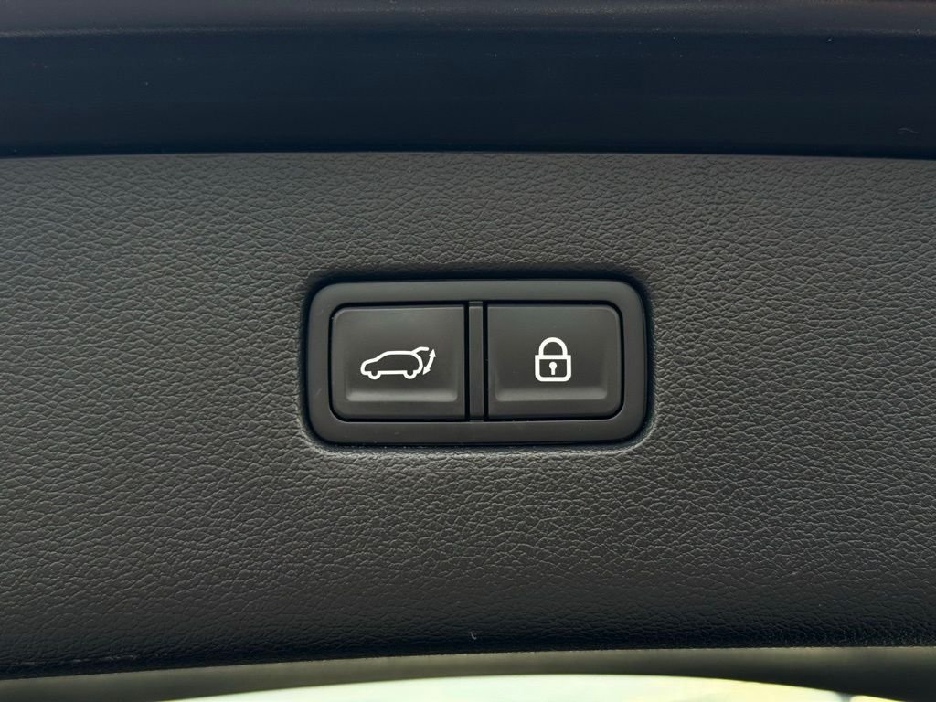 2021 GENESIS GV80 - Photo 18