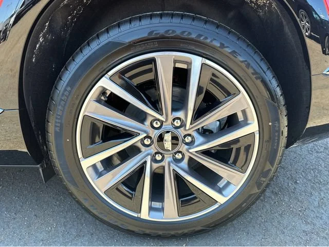2027 Cadillac VISTIQ Sport - Photo 17