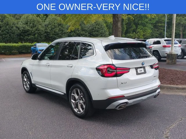Used 2024 White BMW xDrive30i image 3